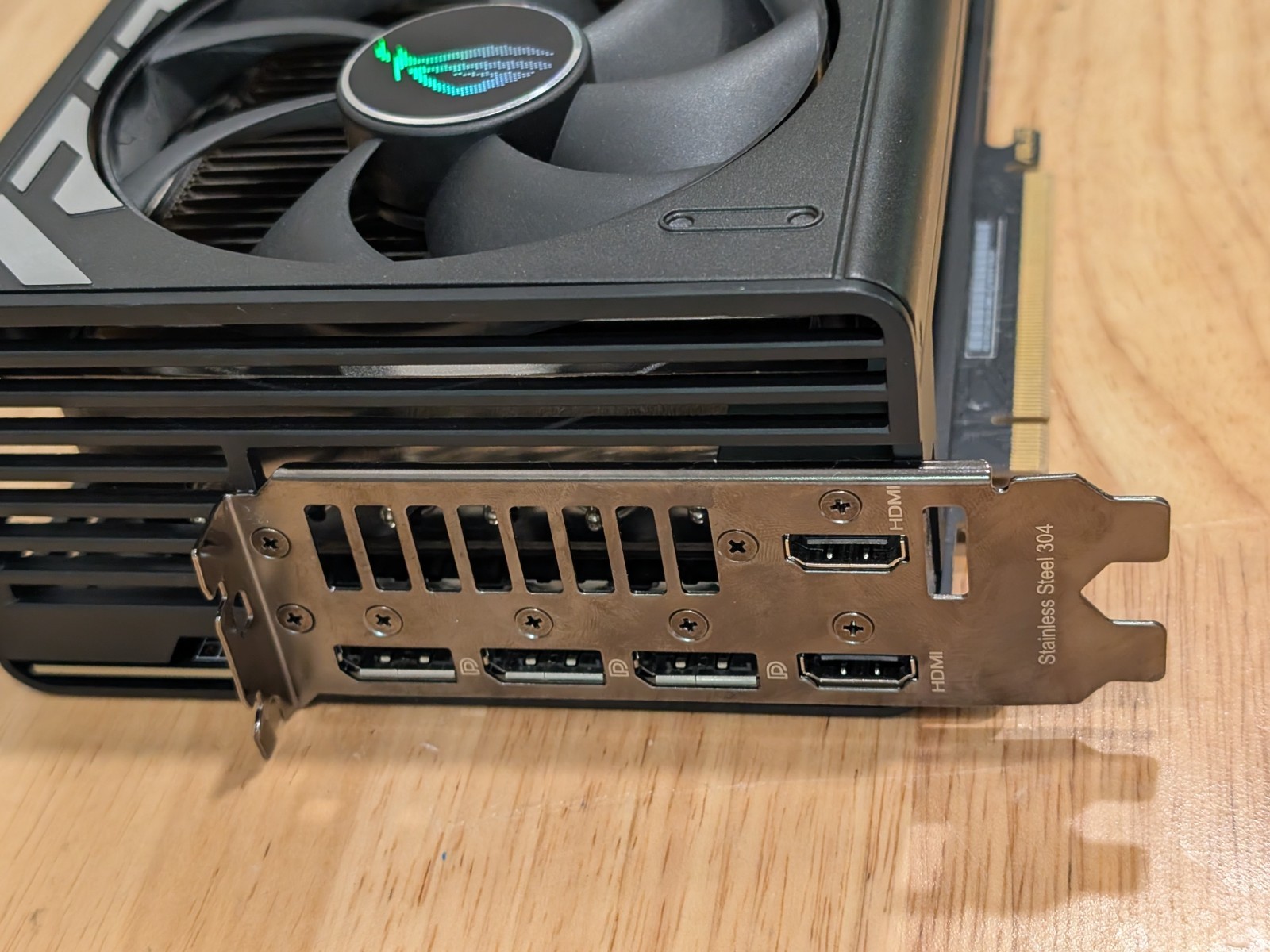 プレミアムオファー ASUS ROG Strix GeFor - Graphics Card 24Gb Gddr6X のレビューと価格